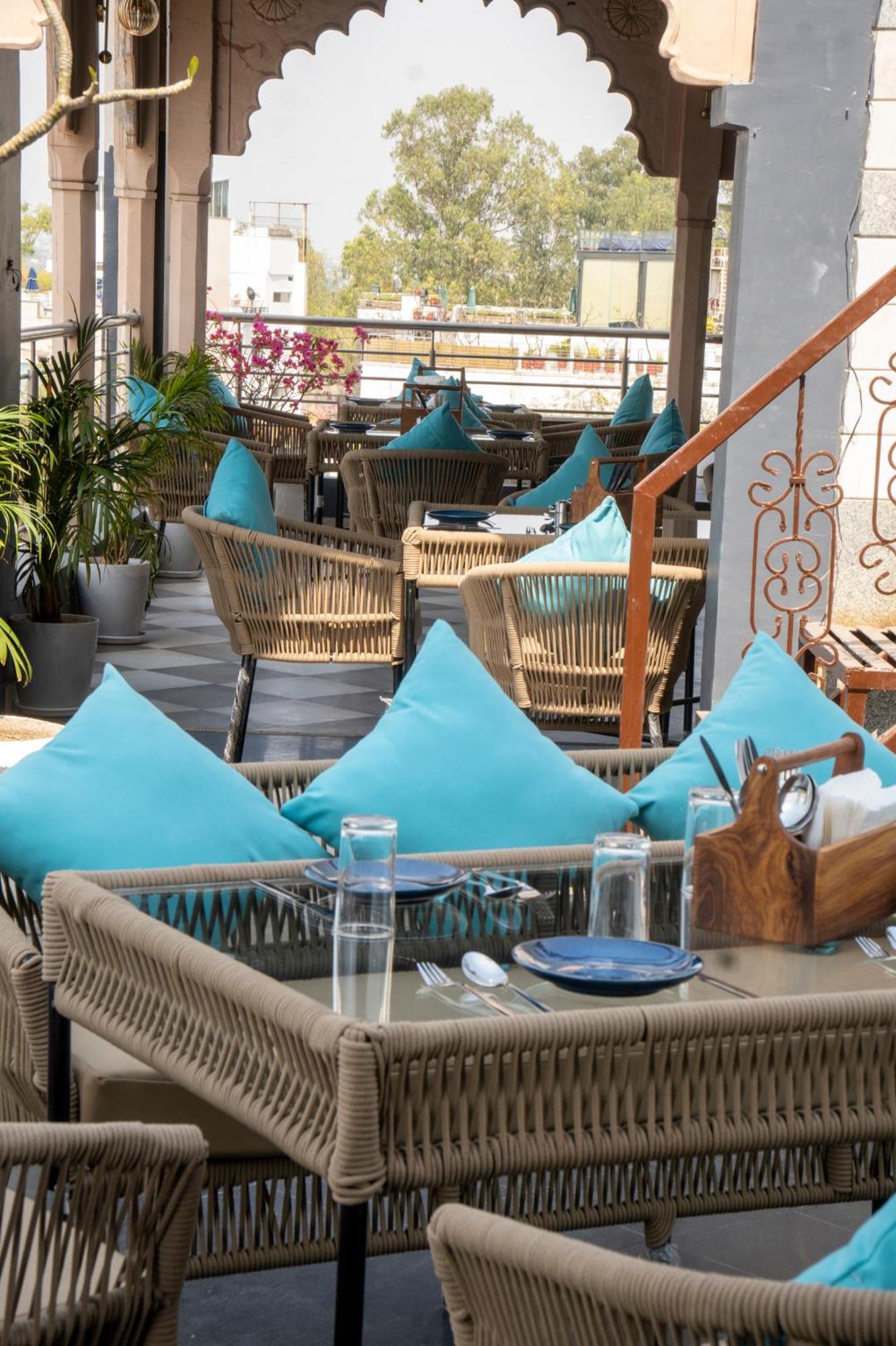 Hotel Sun Grand Агра Экстерьер фото