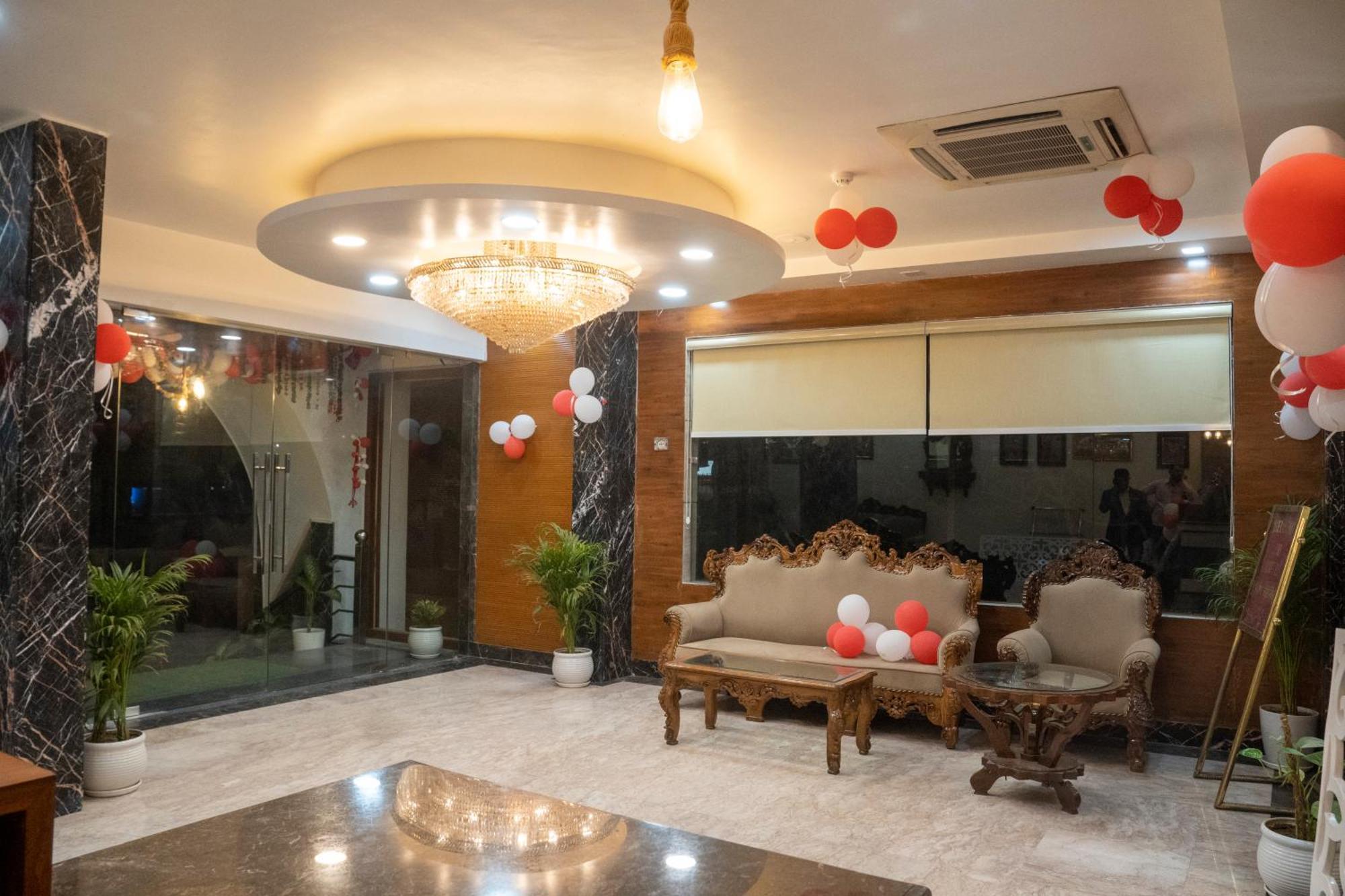 Hotel Sun Grand Агра Экстерьер фото